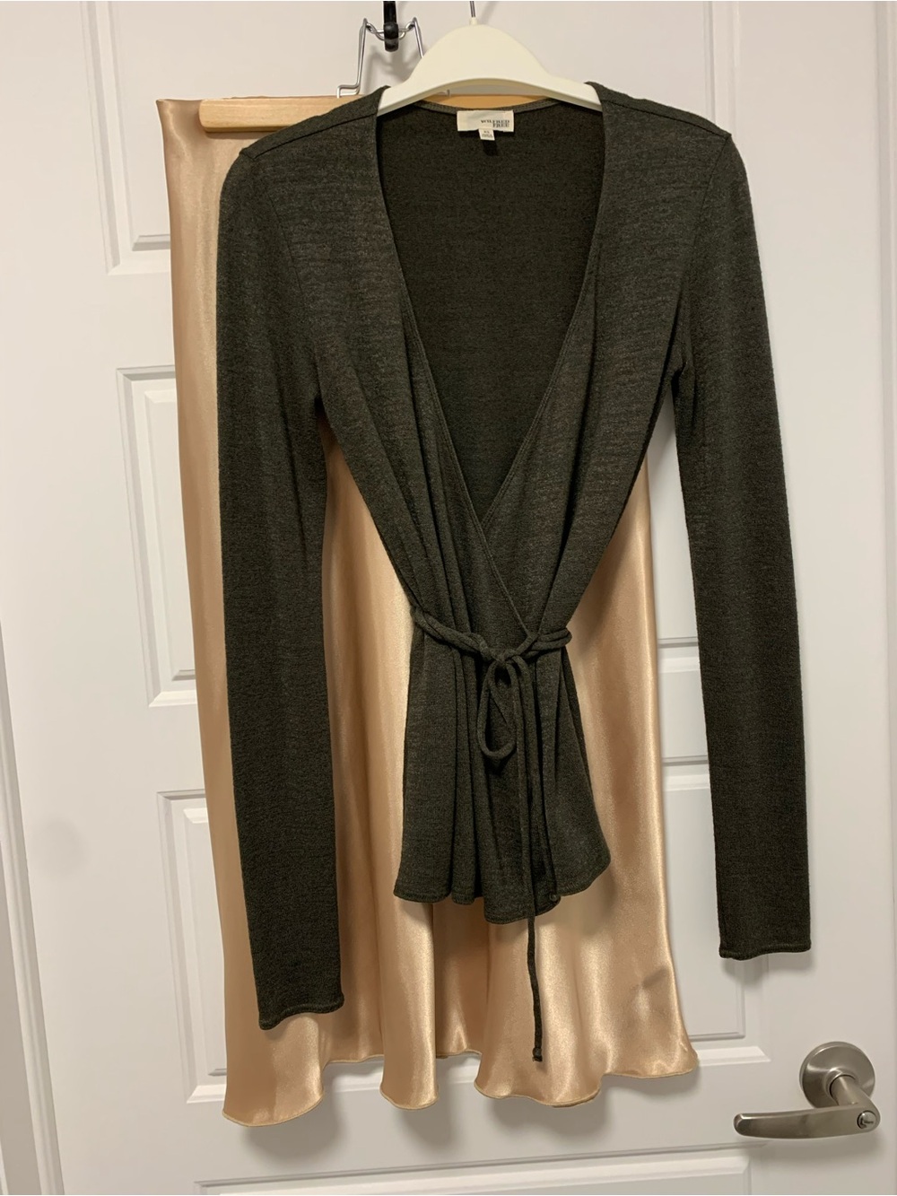 Wilfred Free Dark Grey Knit Top